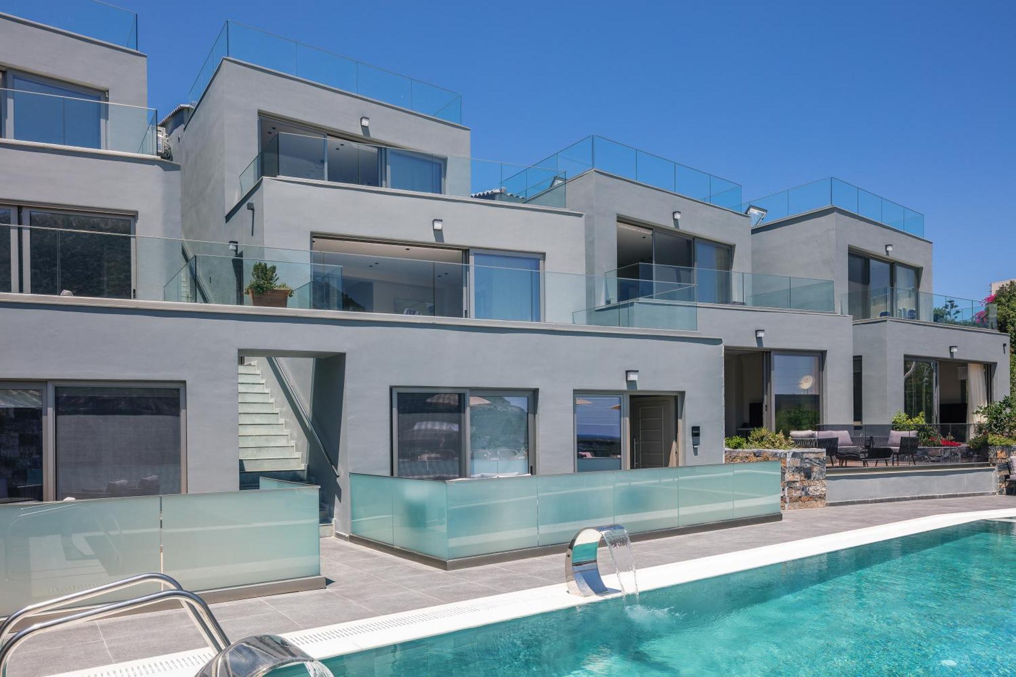 Villa Isla & Bali (Crete)