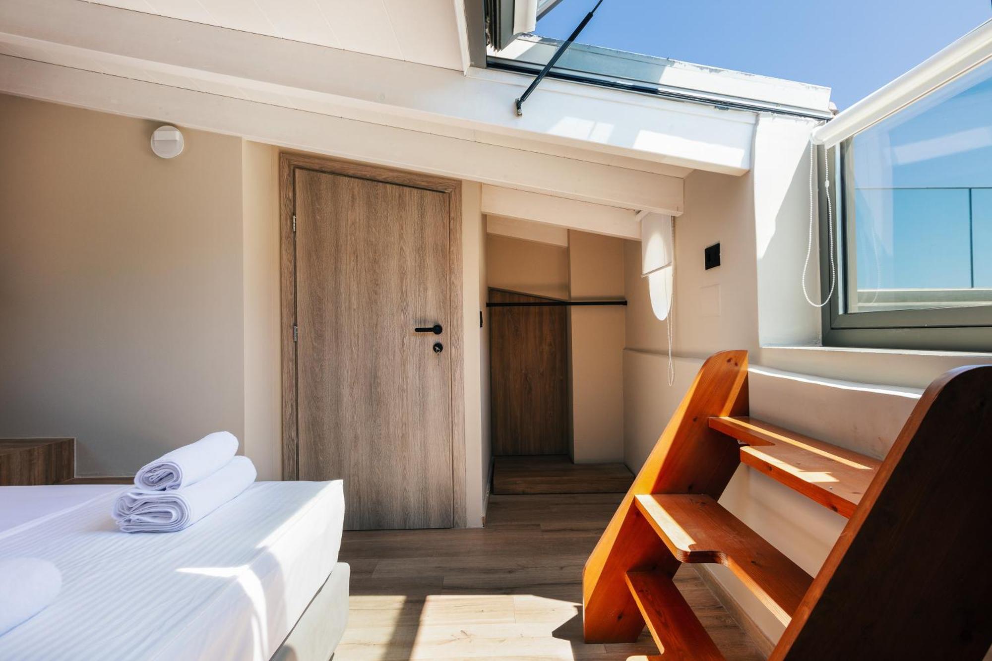 Isla & Villa Bali (Crete)
